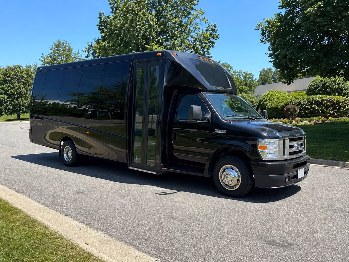 Charleston Homecoming & Prom Party Bus Rentals