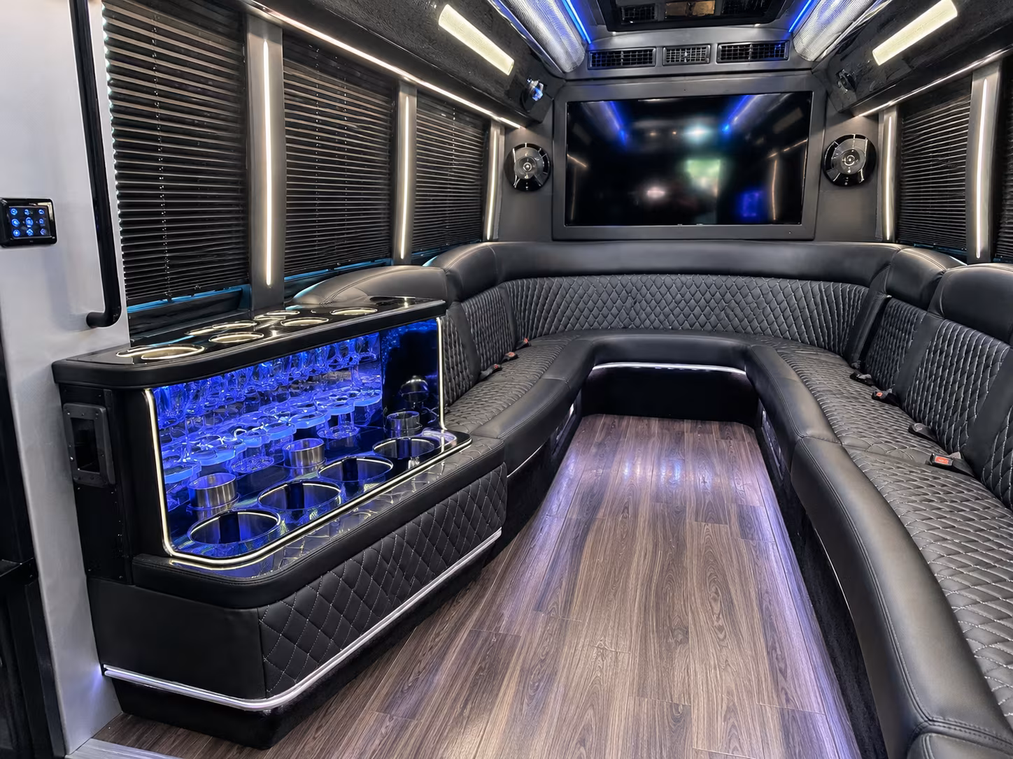 Columbia Homecoming & Prom Party Bus Rentals