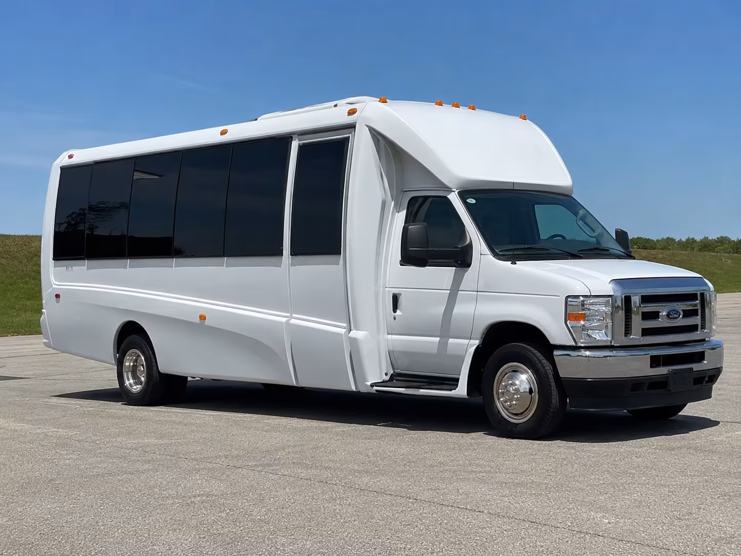 Greenville Homecoming & Prom Party Bus Rentals