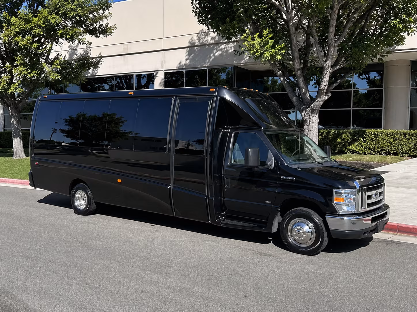 Roswell Homecoming & Prom Party Bus Rentals