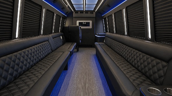 columbia 20 passenger party bus
